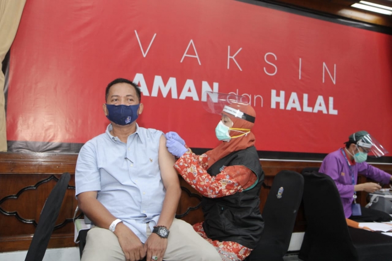 442 Wartawan PWI Jatim Ikut Vaksinasi Covid-19