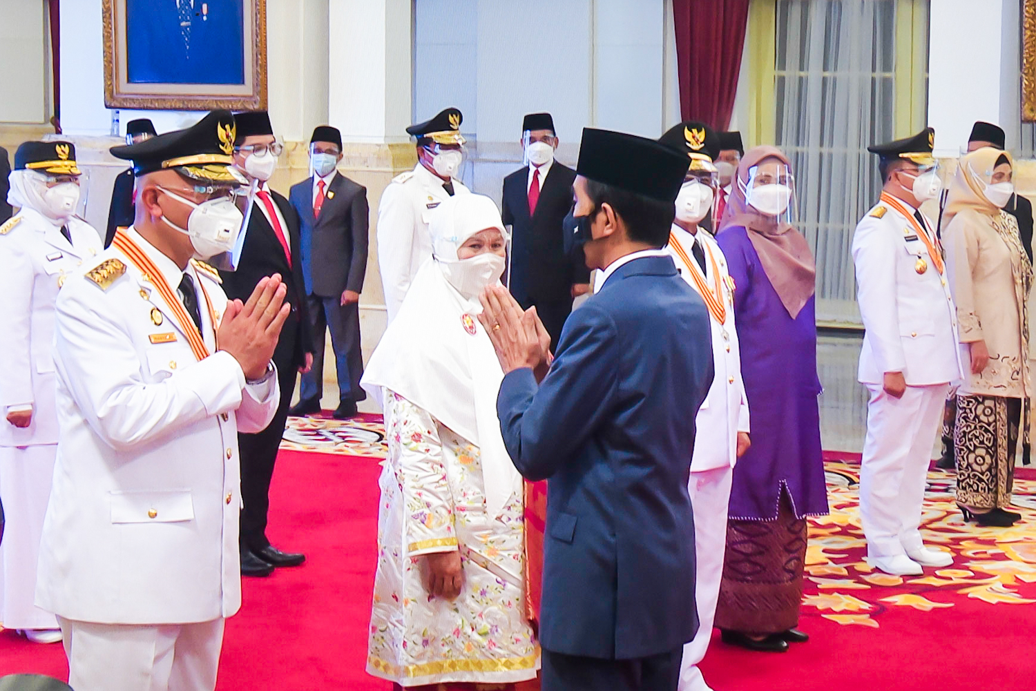 Presiden Lantik Gubernur Sumbar, Kepri, dan Bengkulu