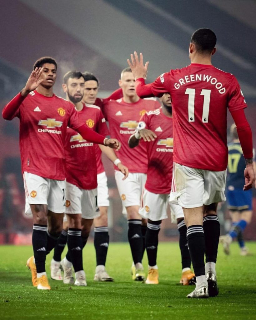 MU Menang Besar, Arsenal Tumbang