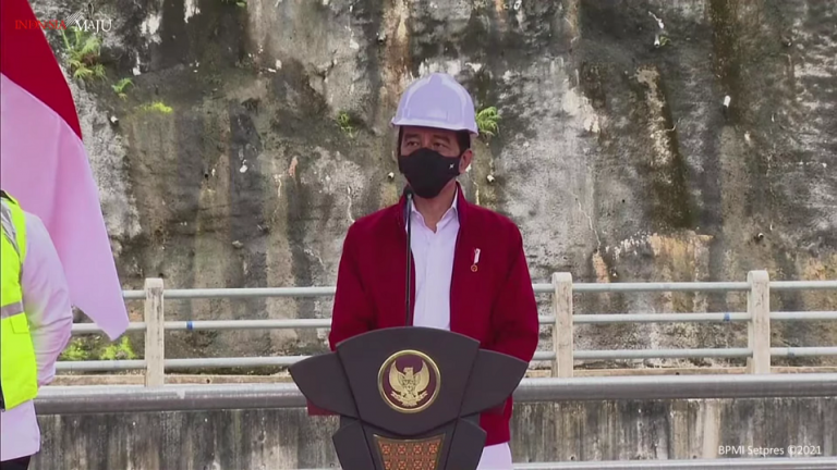 Jokowi Resmikan Bendungan Tapin di Kalimantan Selatan