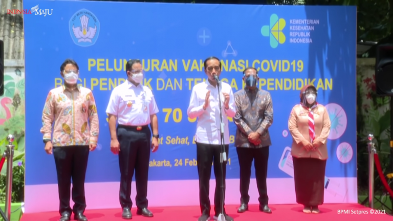 Jokowi Targetkan Sekolah Tatap Muka Mulai Juli 2021