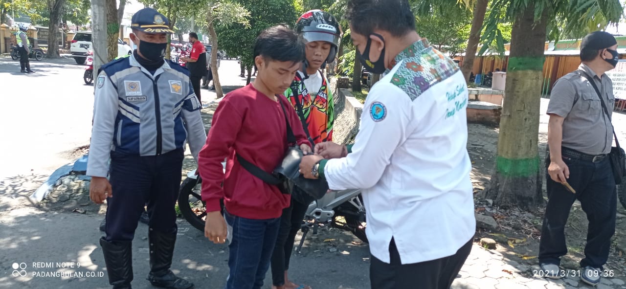 Terduga Teroris Tertangkap di Nganjuk, Polres Jombang Razia dan Periksa Pengendara