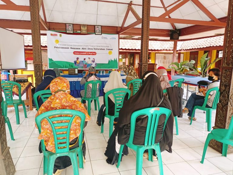 Desa Telukan Gelar FGD Susun Rades Damai Wahid Foundation