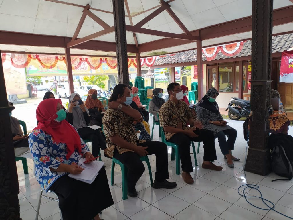 Desa Telukan Gelar FGD Susun Rades Damai Wahid Foundation