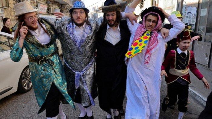 Rayakan Festival Purim, Kaum Yahudi Radikal Terobos Masuk Al-Aqsa