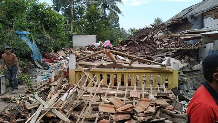 Korban Gempa Jatim: 6 Meninggal Dunia, 1 Luka Berat