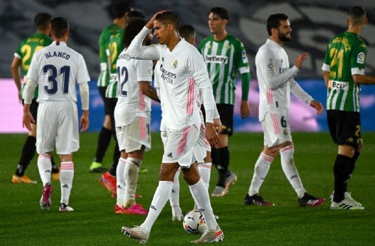 Real Madrid Belum Mampu Naik ke Puncak