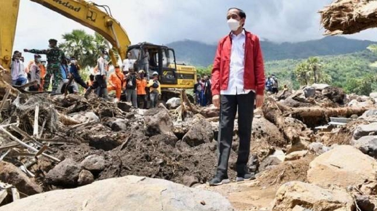 Obral Investasi Ekstraktif di Wilayah Risiko Bencana, Jatam: Jokowi Abaikan Tanda Bahaya