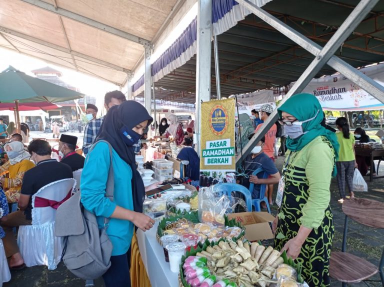 Pasar Ramadhan Berkah, Upaya Bangkitkan UMKM Lombok Tengah