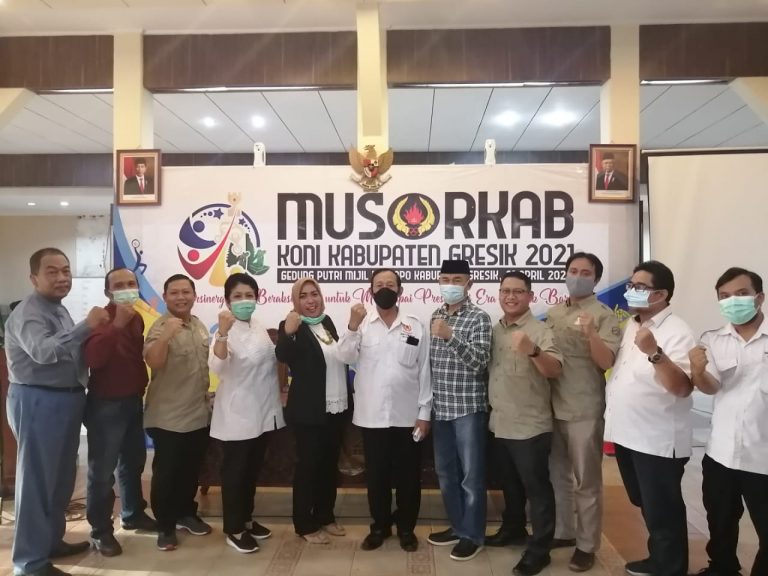 Terpilih Aklamasi, Dokter Anis Nahkoda Baru KONI Gresik Periode 2021-2024