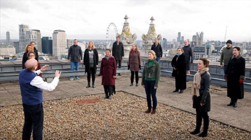 Setahun Istirahat, Opera London Lakukan Pertunjukkan di Atap