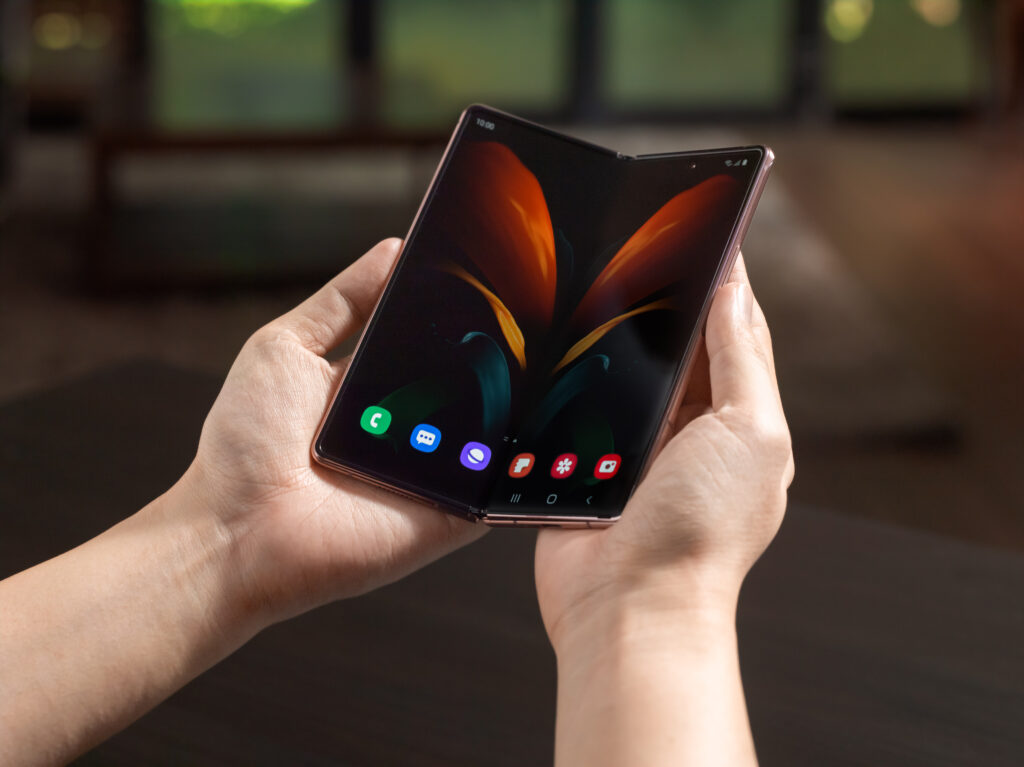 Samsung Akan Luncurkan Tablet Lipat Tiga pada 2022?