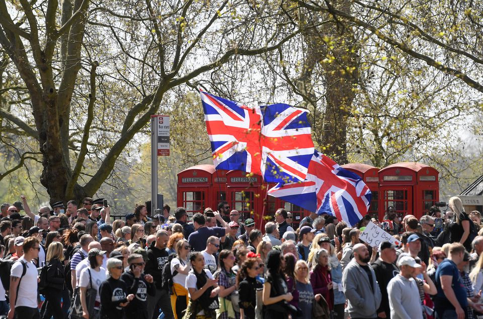 Ribuan Demonstran London Gelar Aksi Tolak Lockdown