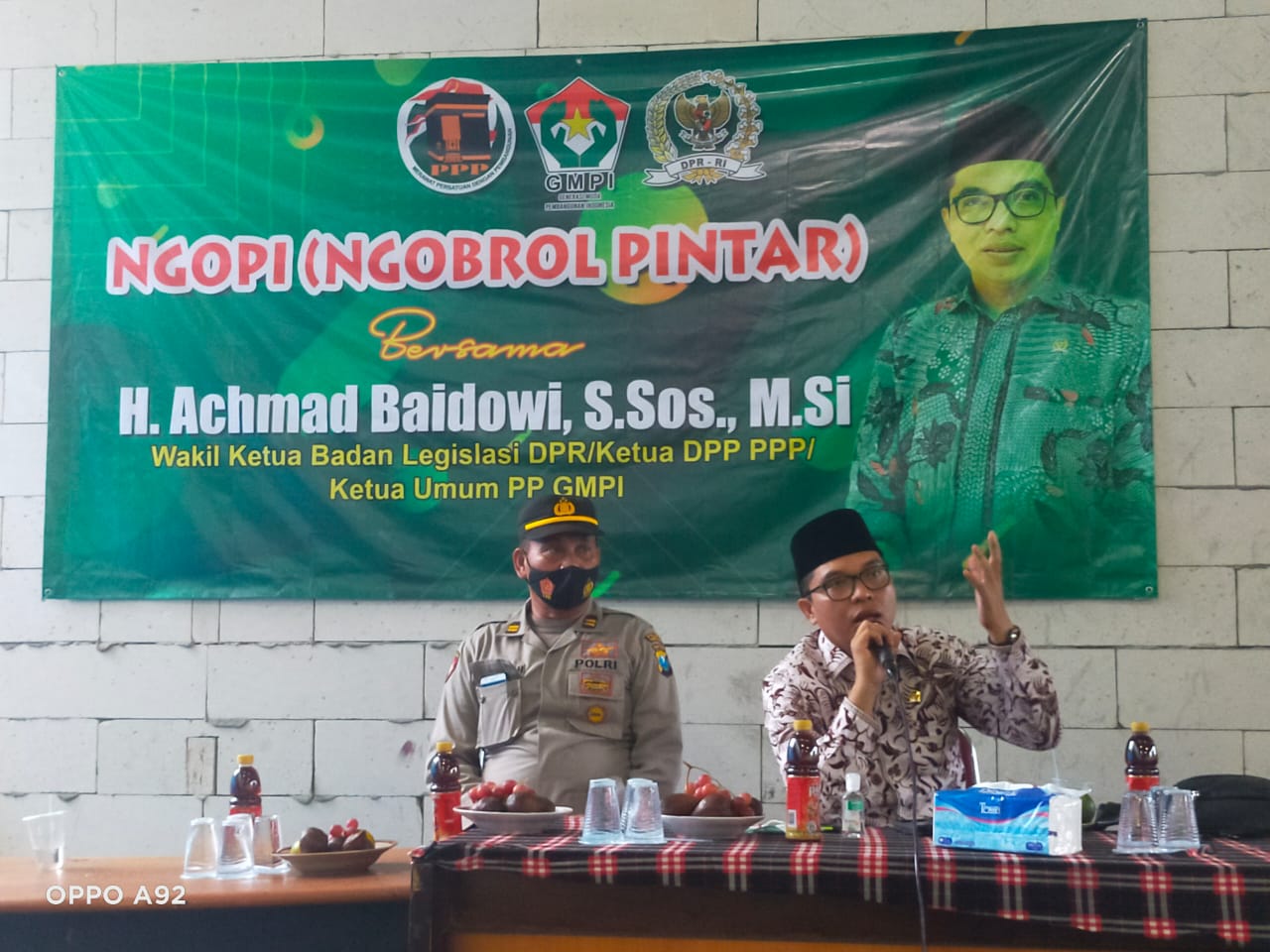 Ngopi Santai, Baidowi Paparkan Bahaya Miras