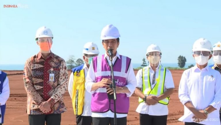 Jokowi Klaim Industri Kaca Terbesar Asia Tenggara Bakal Dibangun di Batang