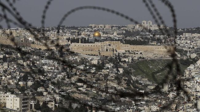 Usai Bentrokan Berdarah, Israel Buka Barikade di Yerusalem