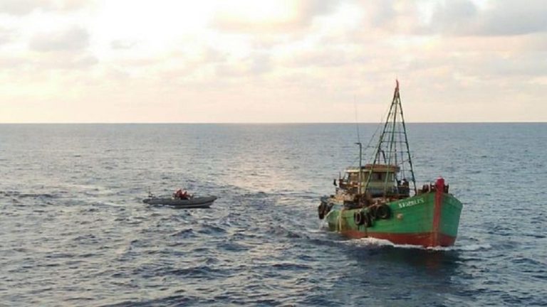 Kapal Pencuri Ikan Bendera Vietnam Ditangkap di Natuna