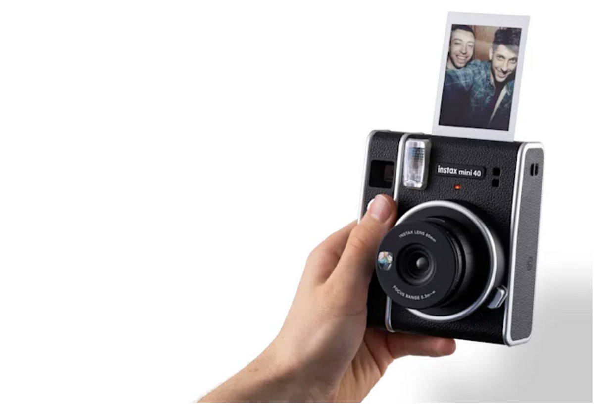 Fujifilm Meluncurkan Kamera Instax Mini 40 Instan Terbaru