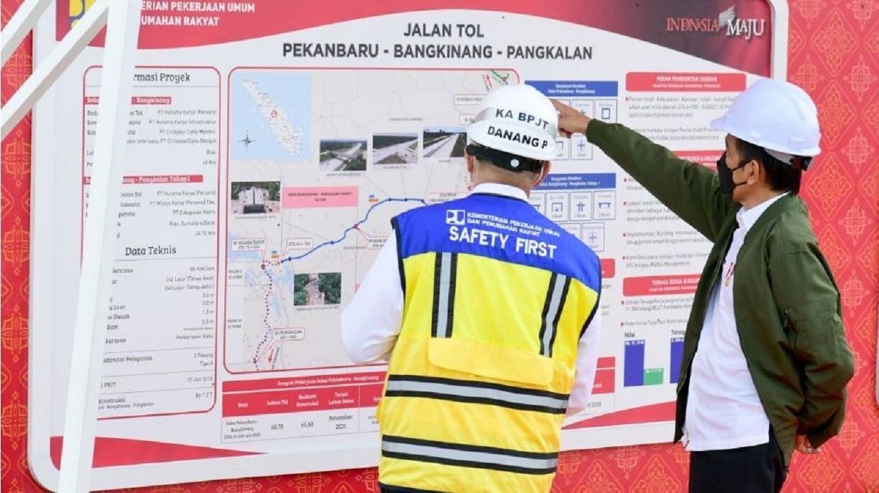 Tinjau Pembangunan Tol Trans-Sumatra, Jokowi: Sudah Mencapai 65,6%