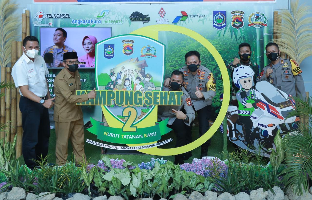 Kapolda NTB Launching Photo Booth Kampung Sehat 2 di Bandara Lombok