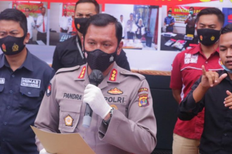 Polisi Tahan 13 Tersangka Kasus Pembakaran Polsek Candipuro