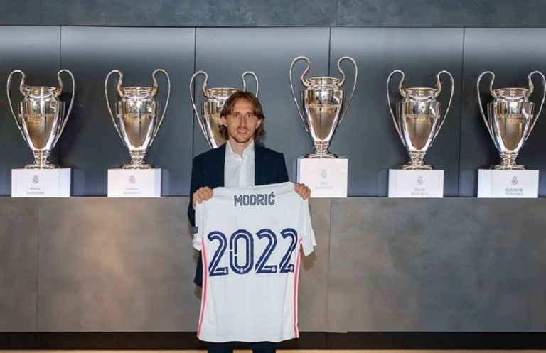 Real Madrid Perpanjang Kontrak Modric Hingga 2022