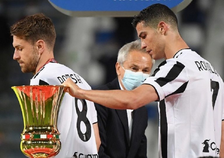 Akhirnya, Juventus Angkat Trofi Coppa Italia