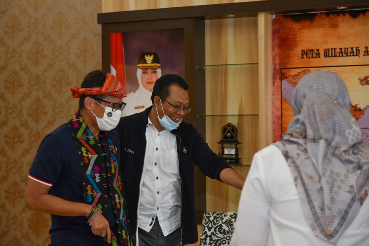 Sandiaga Uno Siap Bantu Pengembangan Geopark Tambora