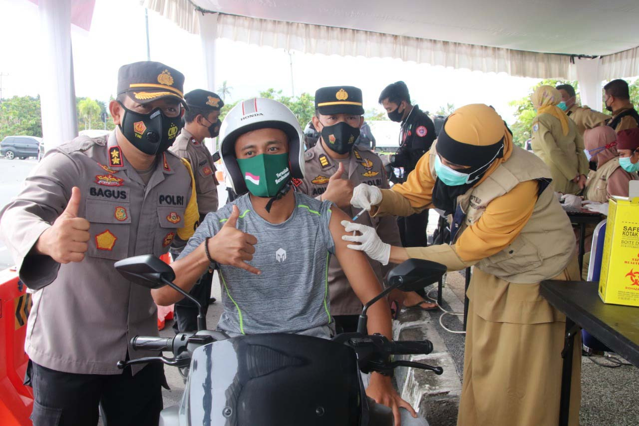 Polres Lombok Barat Siapkan 12 Lokasi Vaksinasi Gratis