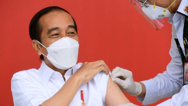 Jokowi Minta Masyarakat Tidak Tolak Vaksin Covid-19
