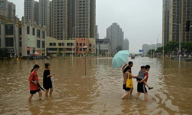 Liput Situasi Pasca Banjir di China, Wartawan Asing Dilecehkan