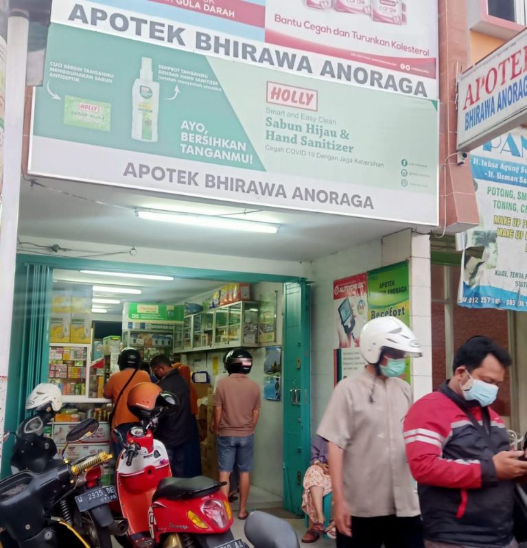 Apoteker Gresik Pastikan Stok Obat dan Vitamin Aman, Tapi Tak Perlu Konsumsi Berlebihan