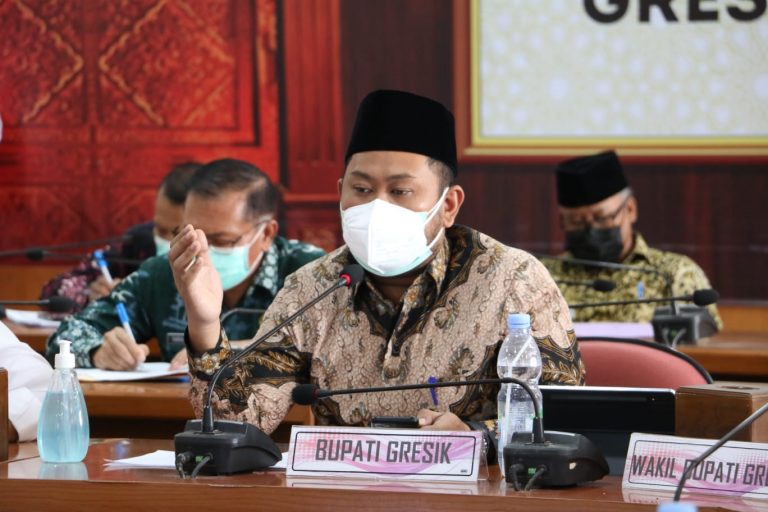 Tingkatkan Inovasi Layanan Selama PPKM Darurat, Pemkab Gresik Bahas Sektor Esensial