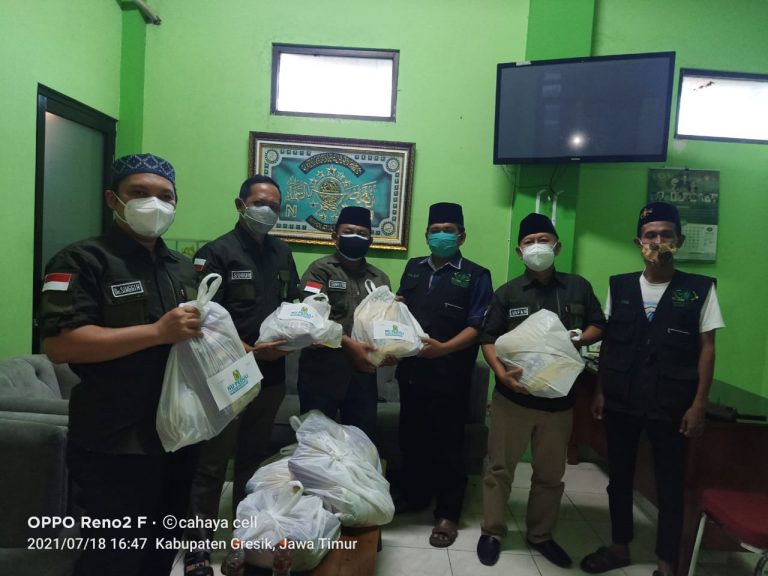 Himpun Donasi, IWNU Gresik Jalin Kerjasama Lazisnu Distribusikan Paket Sembako