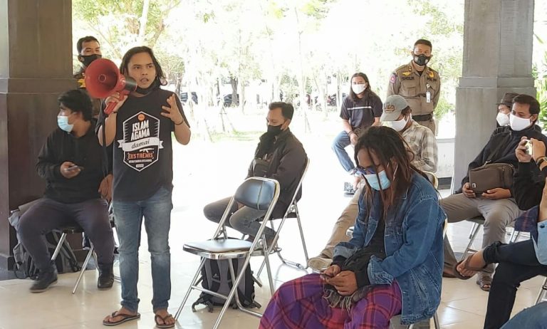 Tolak Perpanjangan PPKM Darurat, Forkot Temui Bupati Gresik