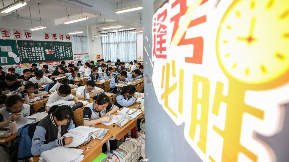 Sekolah China: Pemikiran Xi Jin Ping Dimasukkan ke dalam Kurikulum Nasional