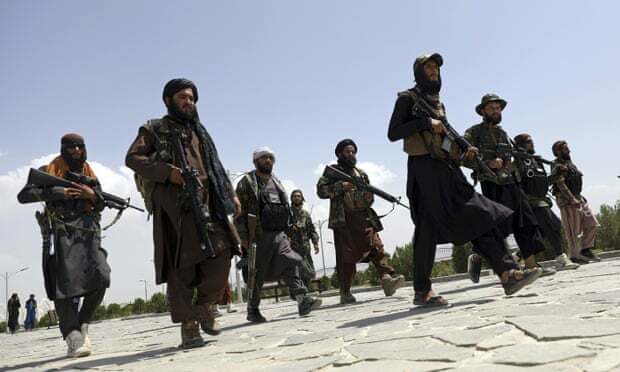 Taliban Datang dari Pintu ke Pintu Mencari Warga yang Bersekutu dengan AS dan NATO