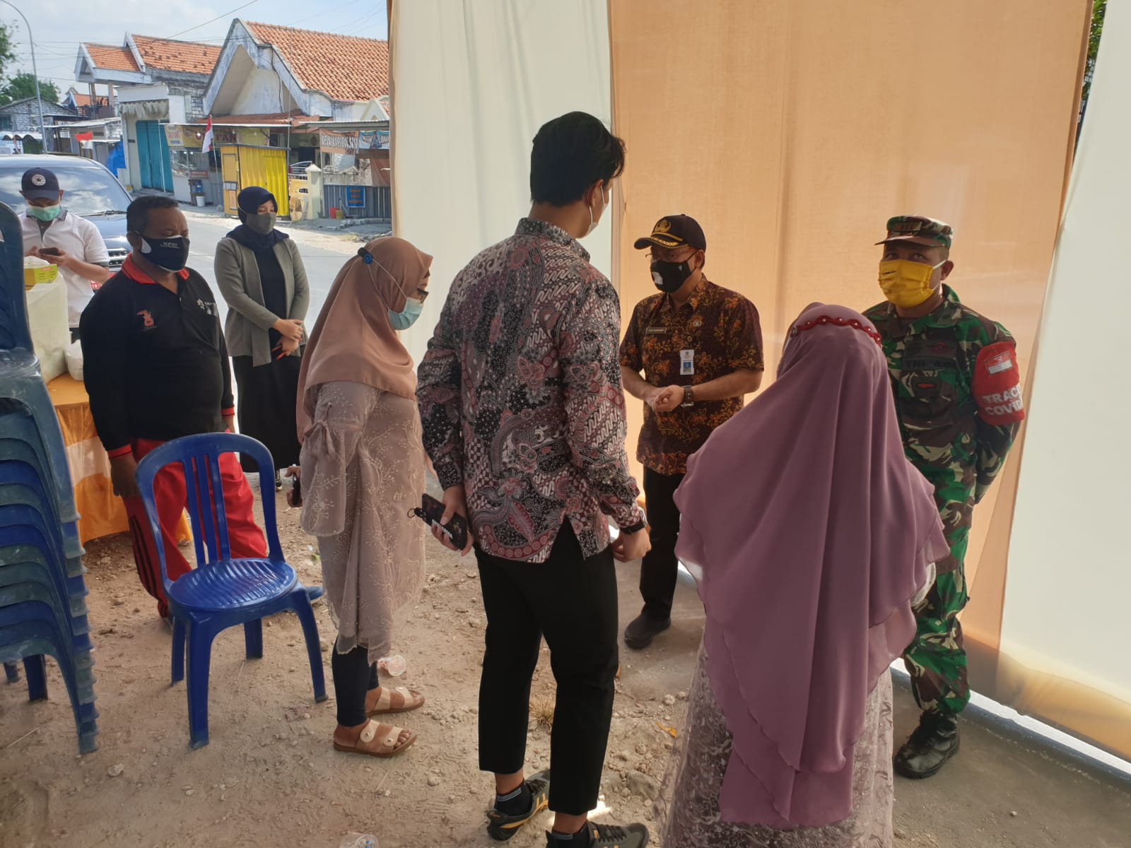 Nekat Gelar Pesta Pernikahan Saat PPKM, Camat Bungah dan TNI Turun Tangan
