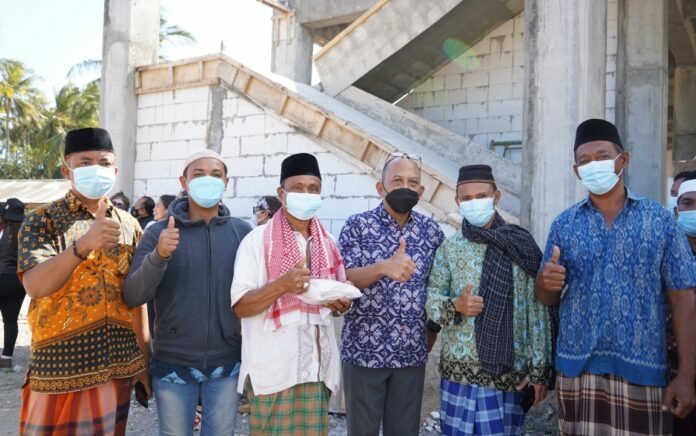 ITDC Salurkan Bantuan Dari Komunitas Moge RGOG Untuk Masjid Al-Hakim Kuta Mandalika