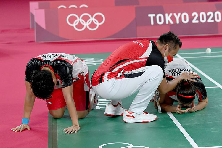 Greys dan Apri Raih Medali Emas, Badminton Talk Berharap Pelatih Mendapat Bonus Serupa