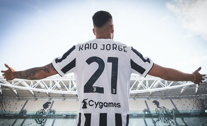 Resmi, Juventus Perkenalkan Kaio Jorge sebagai Pemain Anyar