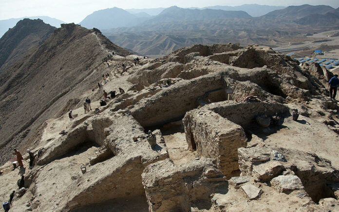 China Sedang Menjajaki Cara untuk Menambang di Mes Aynak Afghanistan