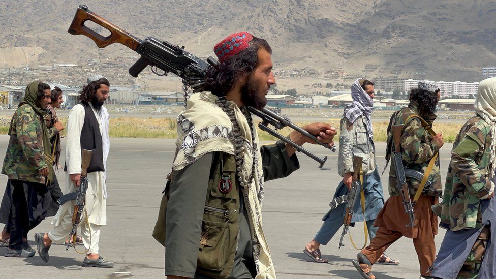 Inggris dan Taliban Lakukan Pembicaraan Mengenai Evakuasi Lebih Lanjut