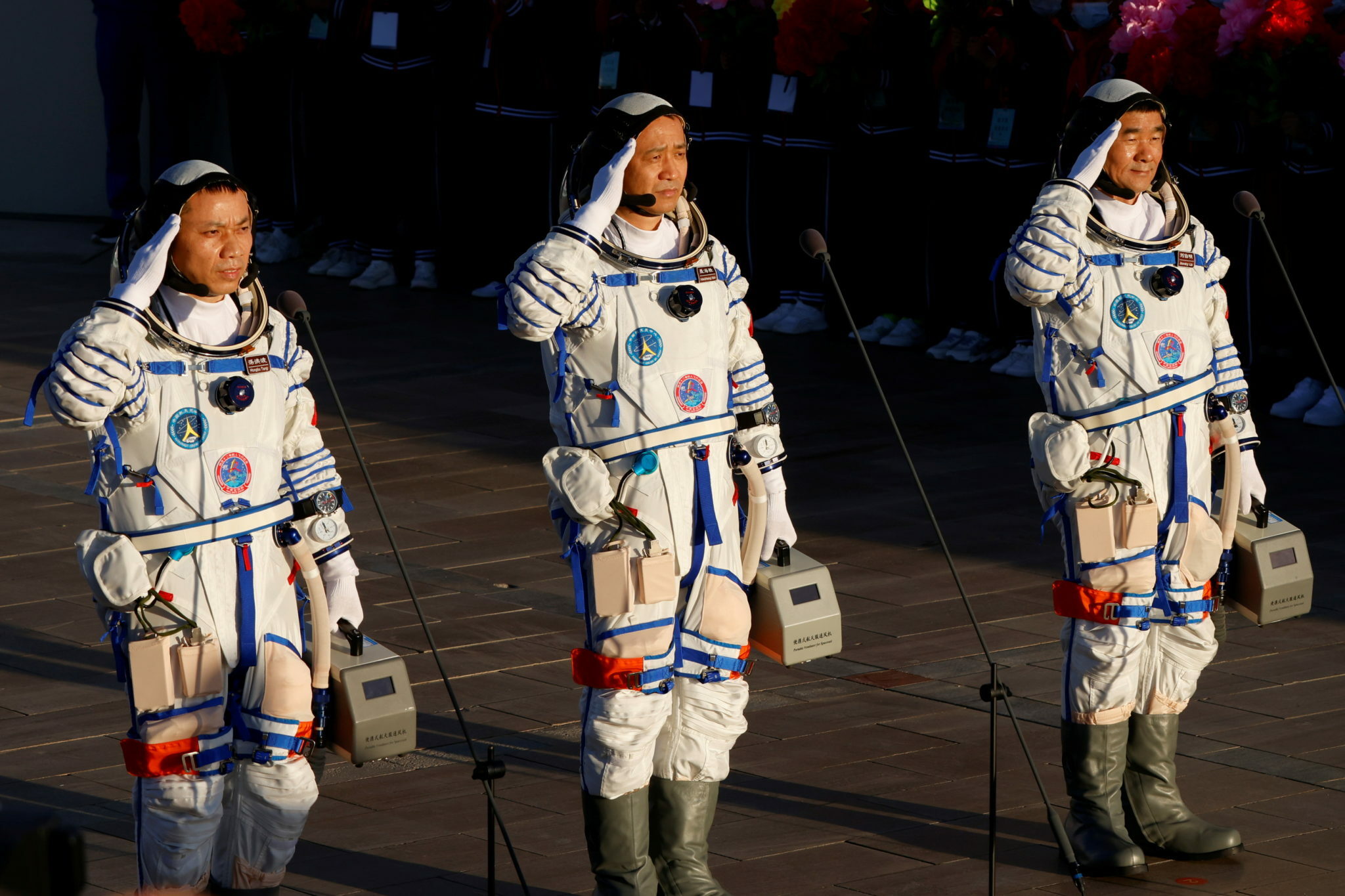 90 Hari di Luar Angkasa, Trio Astronot China Kembali ke Bumi