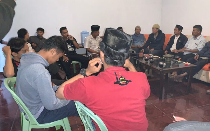 Lurah Pekkabata Siap Kawal Keluhan Warga Cacabala Pinrang