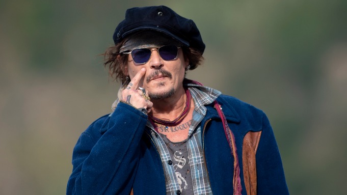 Johnny Depp Kritik Kebiasaan “Cancel Culture”, Apa Itu?