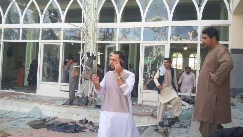 Lagi, Serangan Bom Bunuh Diri di Masjid Syiah Afghanistan Tewaskan 37 Orang dan 70 Terluka