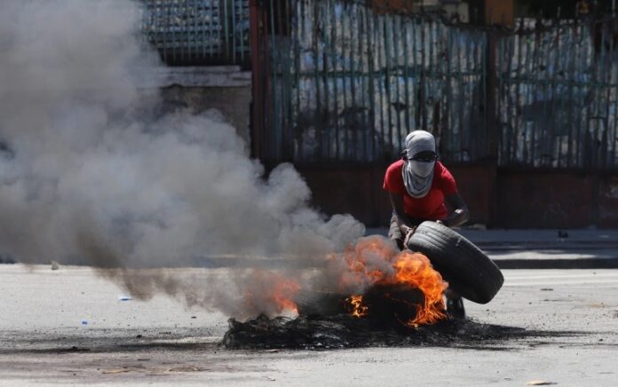 Pemimpin gangster Haiti menuntut agar Perdana Menteri Ariel Henry mundur. Foto: Reuters.