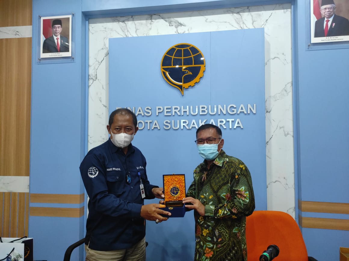 Dishub Gresik Studi Tiru Pelayanan dan Inovasi Transportasi Dishub Kota Surakarta