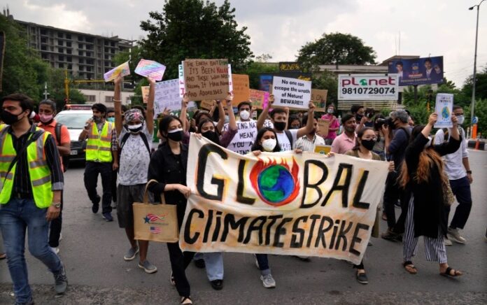 India menolak target emisi nol karbon bersih sebelum COP26. Foto: AP.